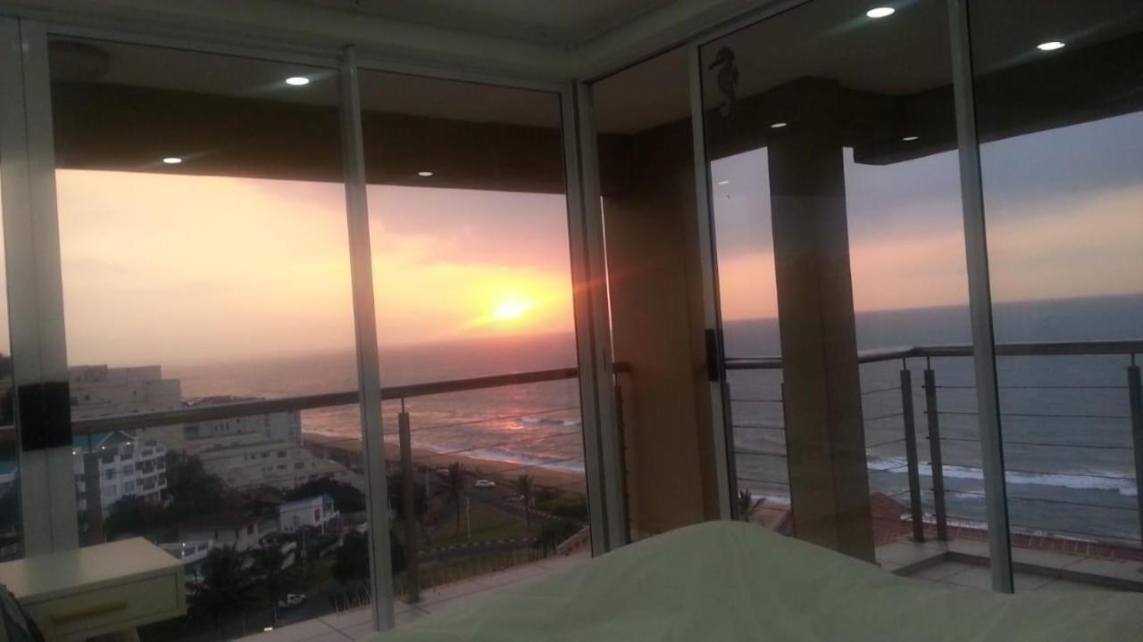 511 Umdloti Resort Beachfront 1Bed Self Catering Apartment Sea View Bagian luar foto