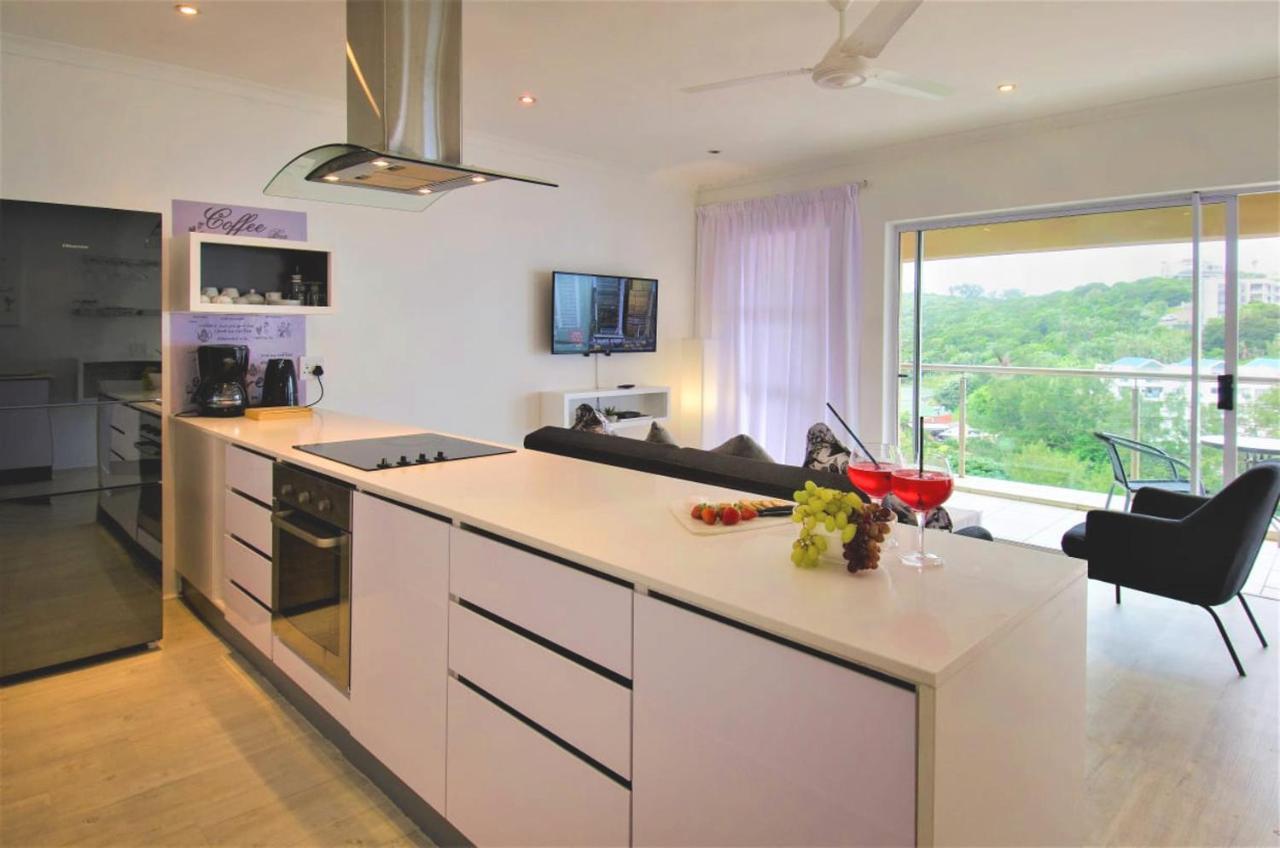 511 Umdloti Resort Beachfront 1Bed Self Catering Apartment Sea View Bagian luar foto